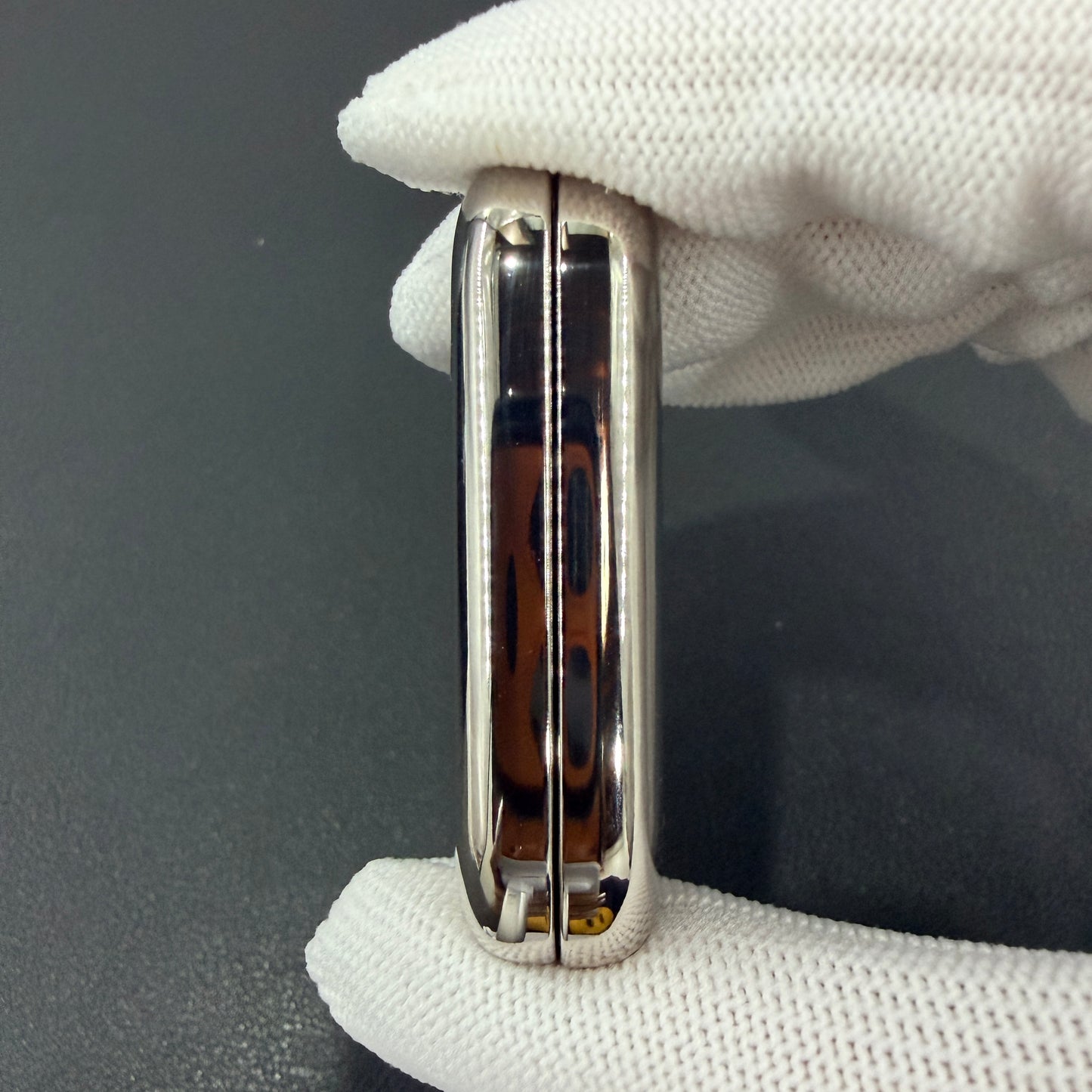 Floating Cloud Titanium