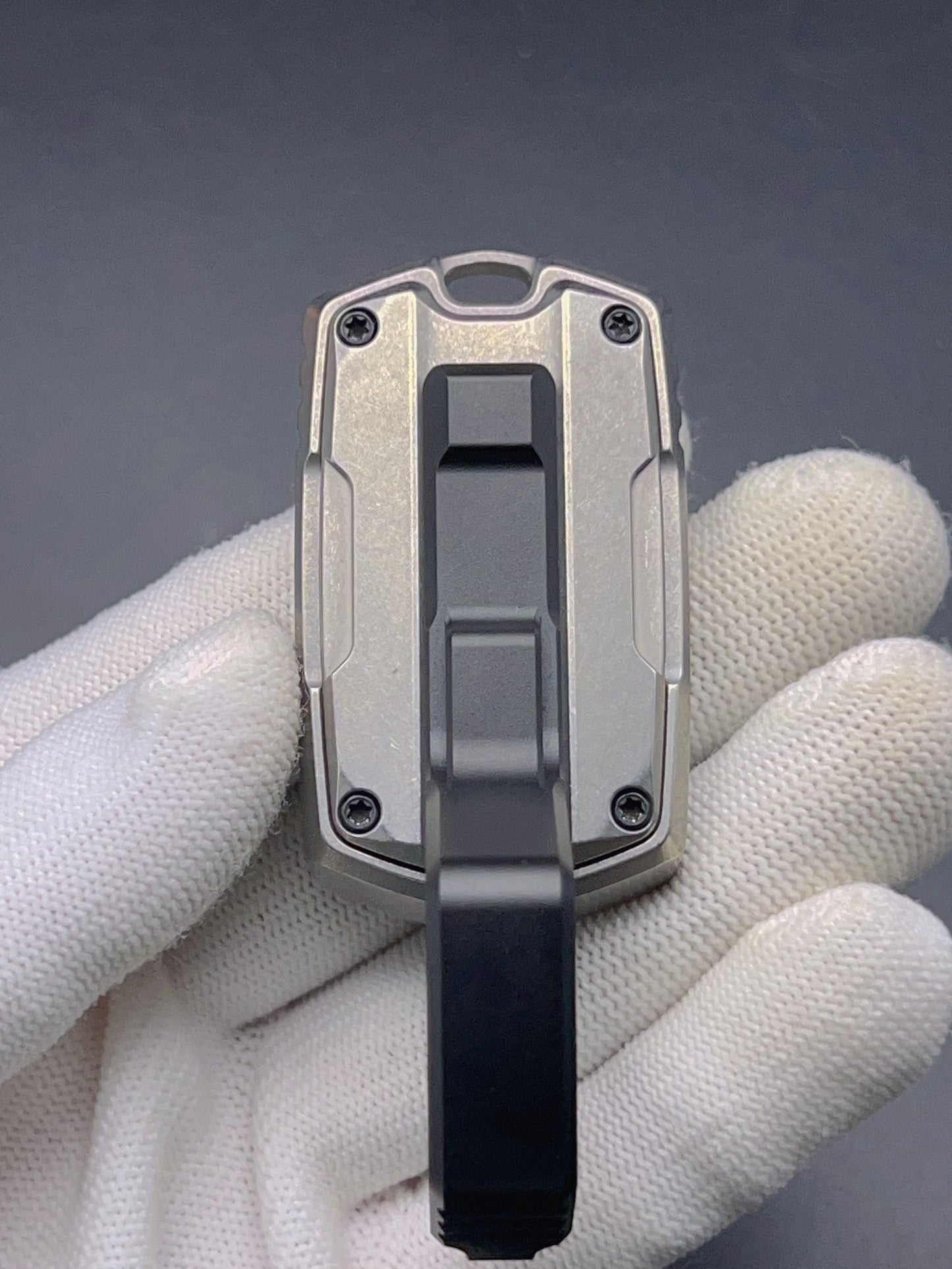 Thousand machines Titanium