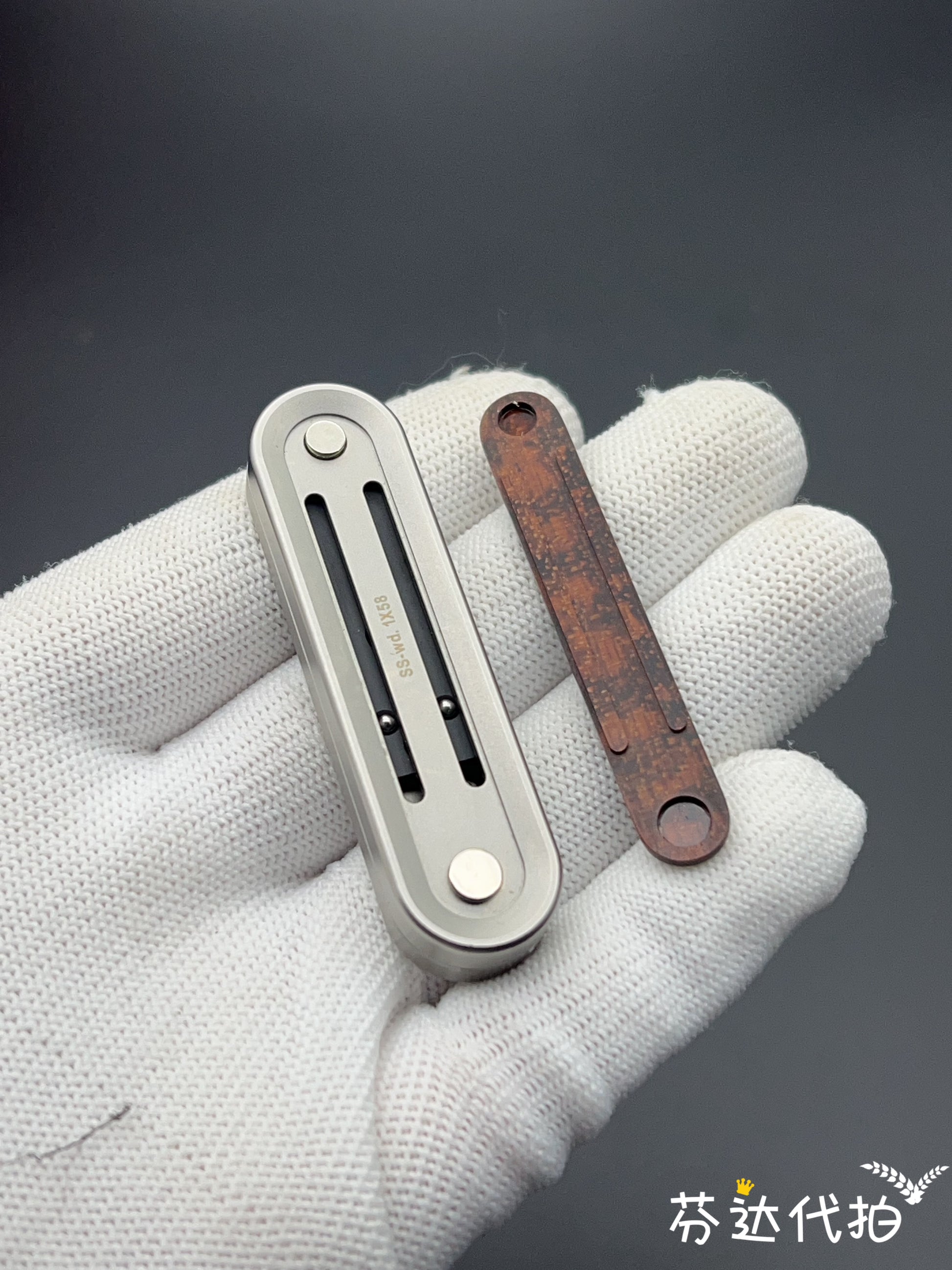 Spice Pin Stainless Steel