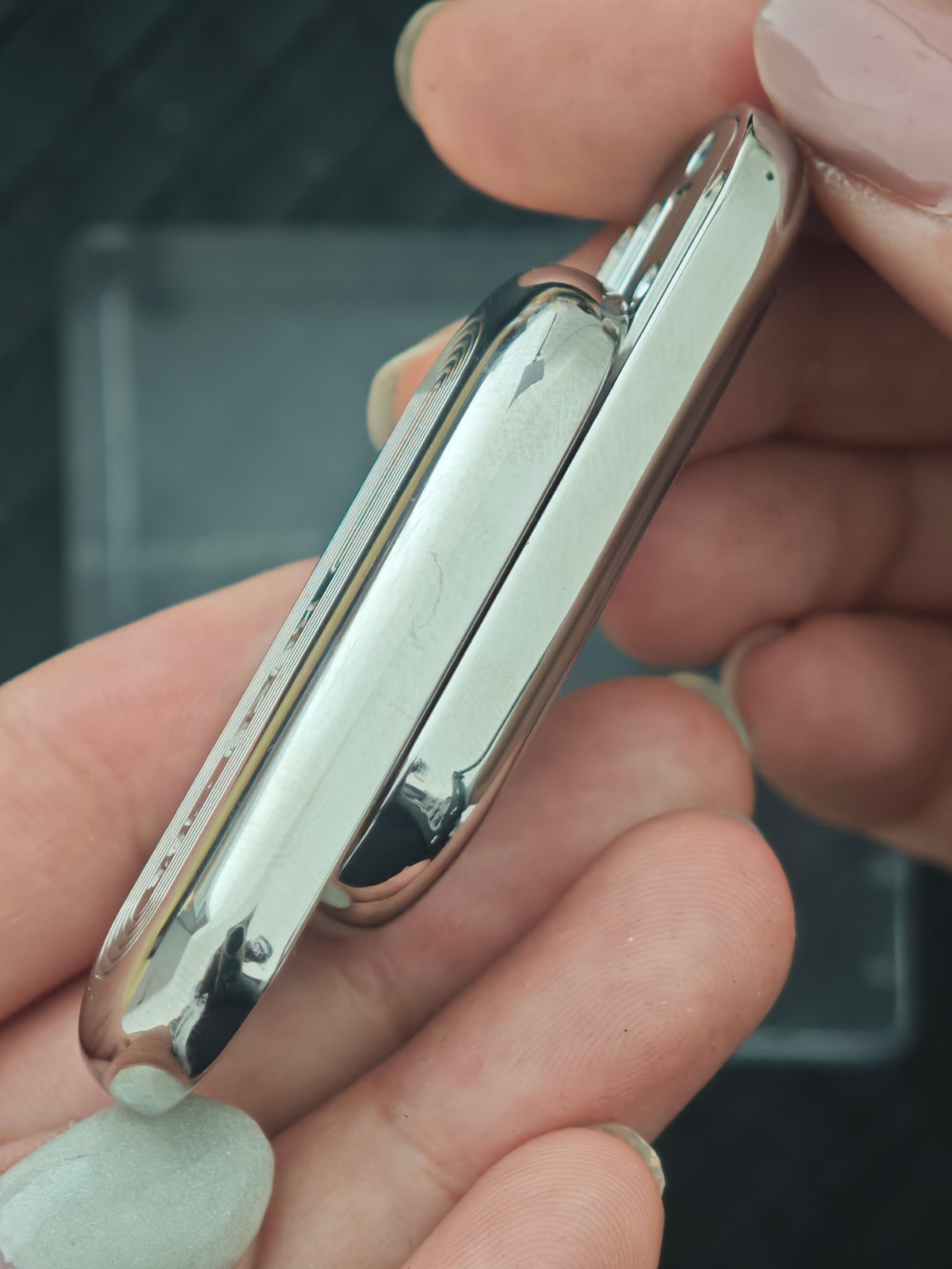 Floating Cloud Titanium Polished