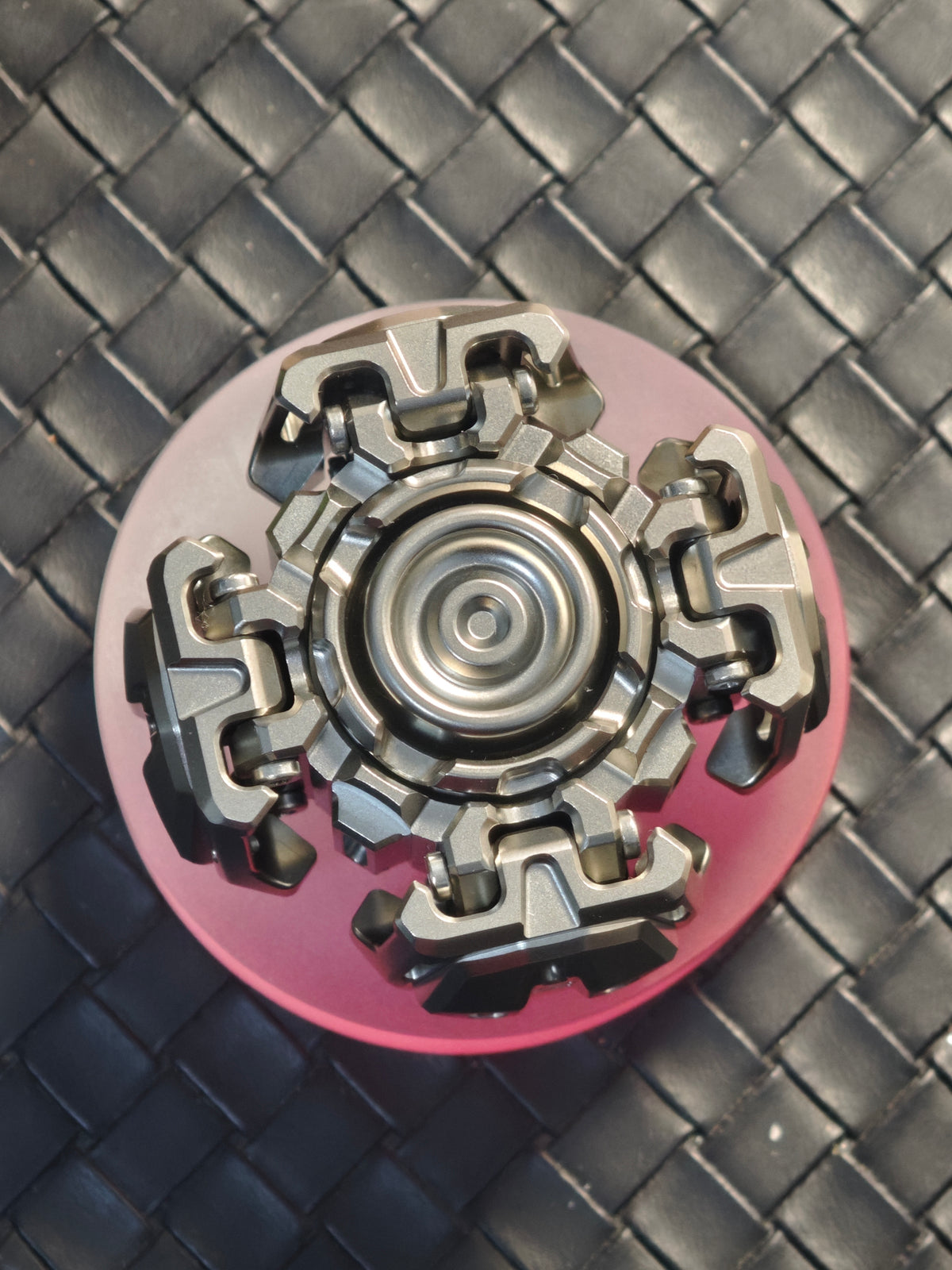 Ancient Iron Shell Opening Titanium