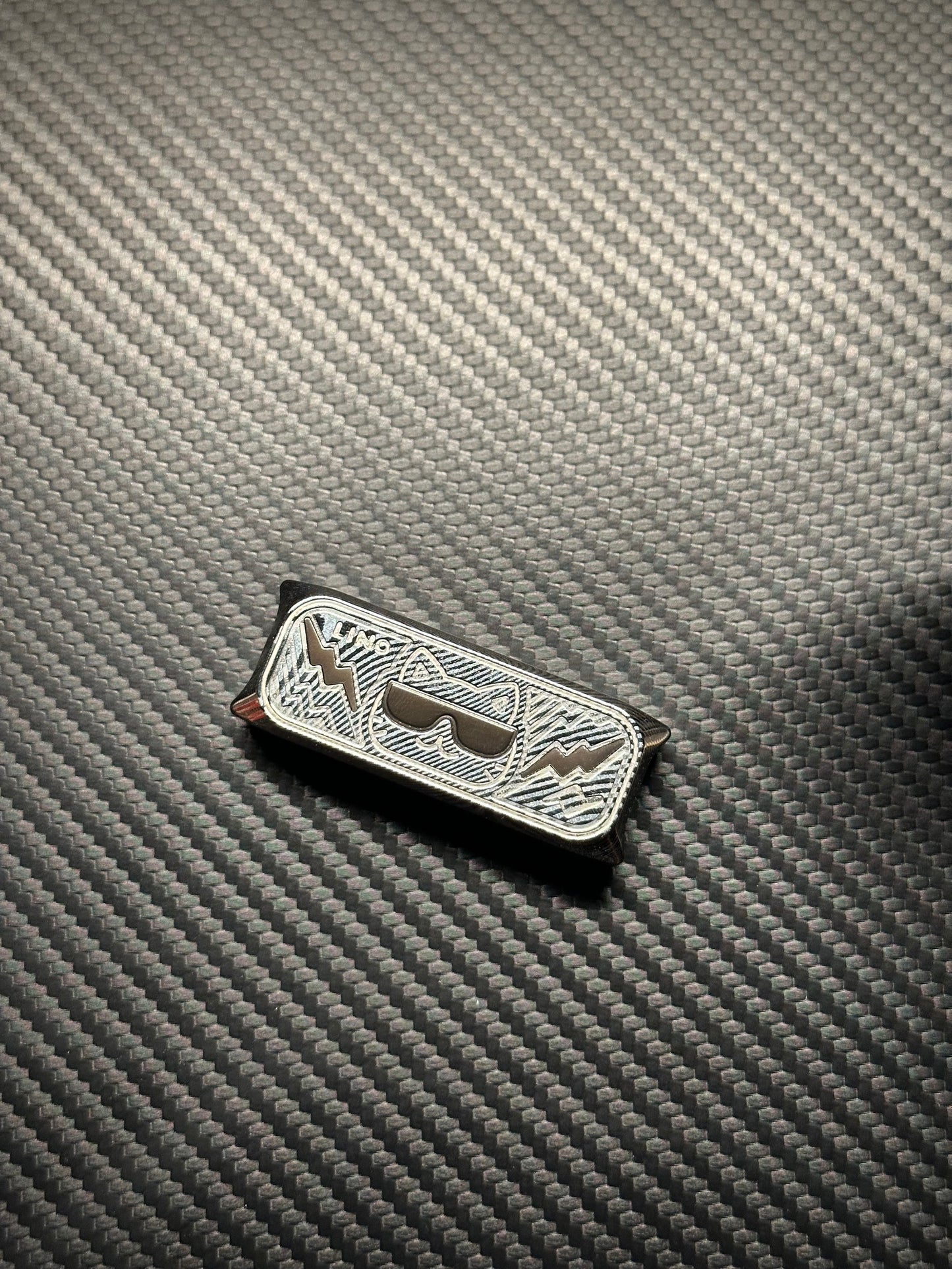 LIMBO Damasteel Engraved Limited 56