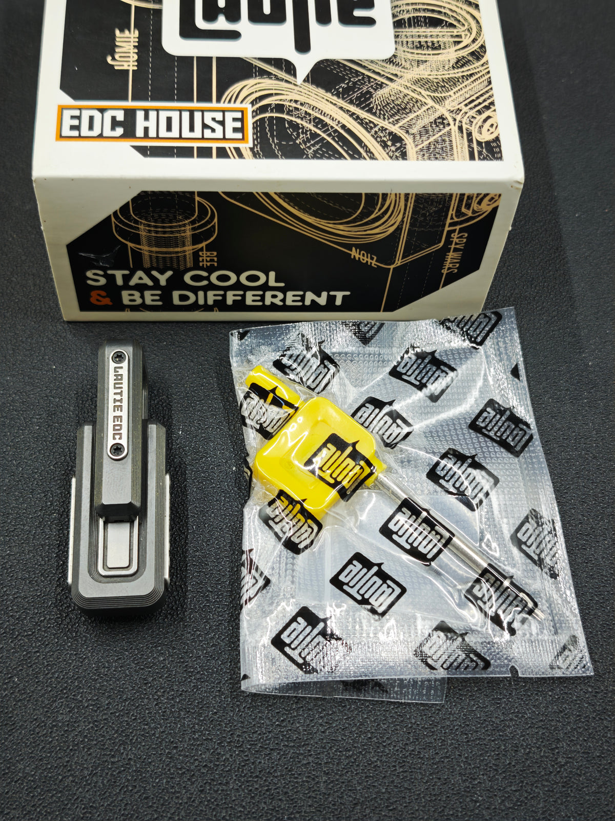 X Lock Zirconium