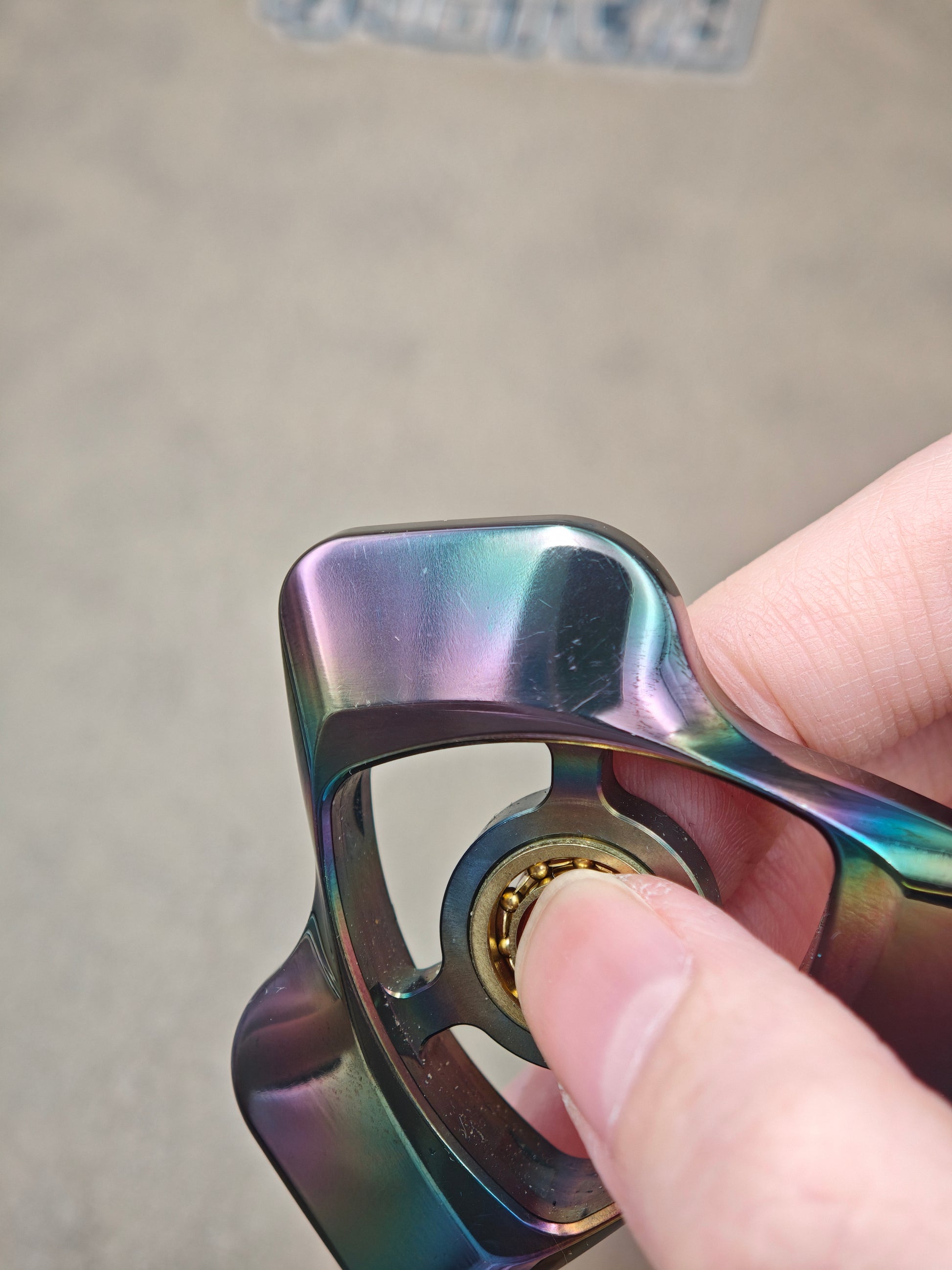 Phantom Dual Leaf Zirconium