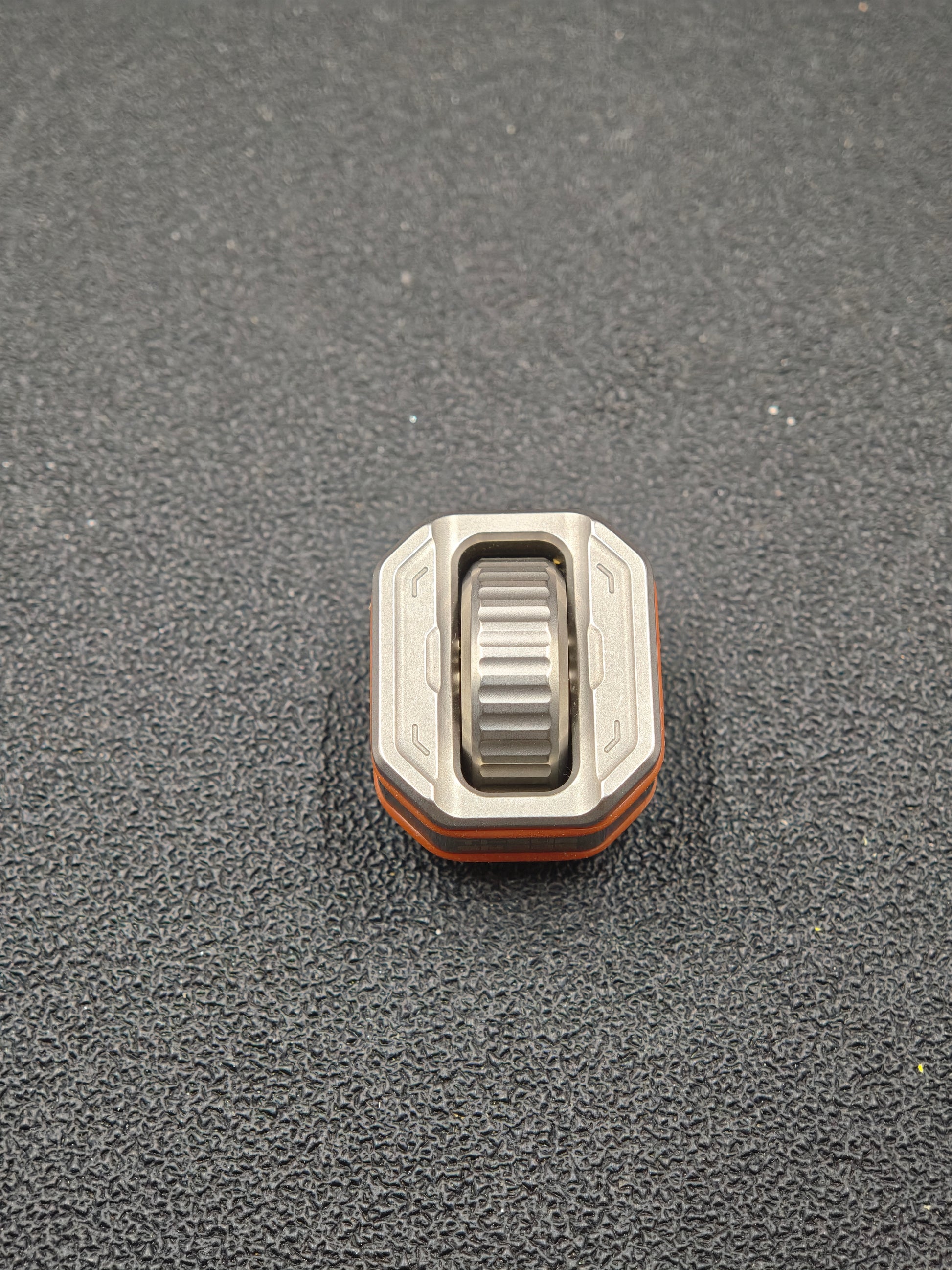 Cracker Titanium