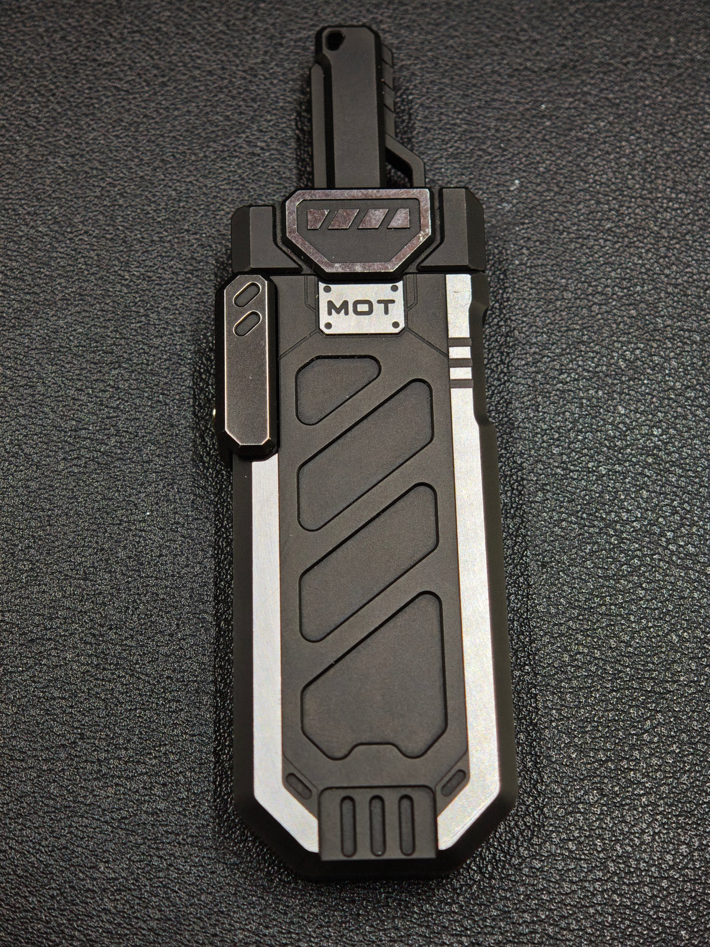 Sky Breaker Stainless Steel