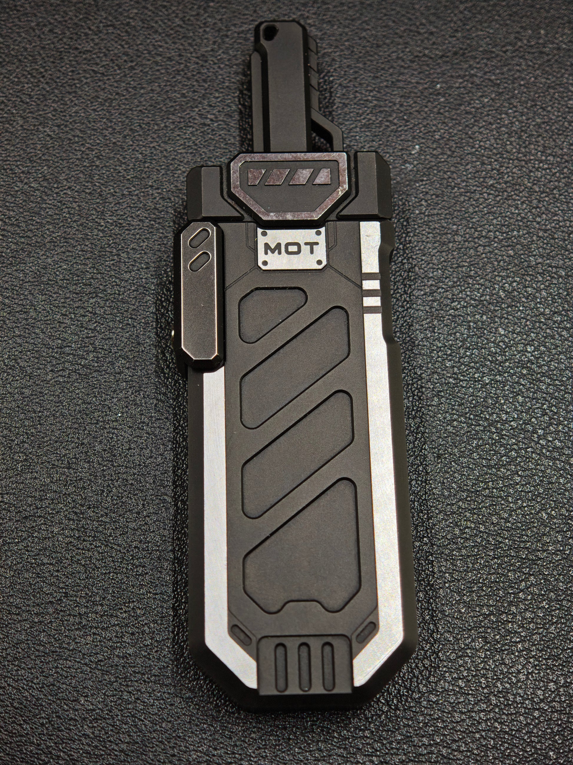 Sky Breaker Stainless Steel