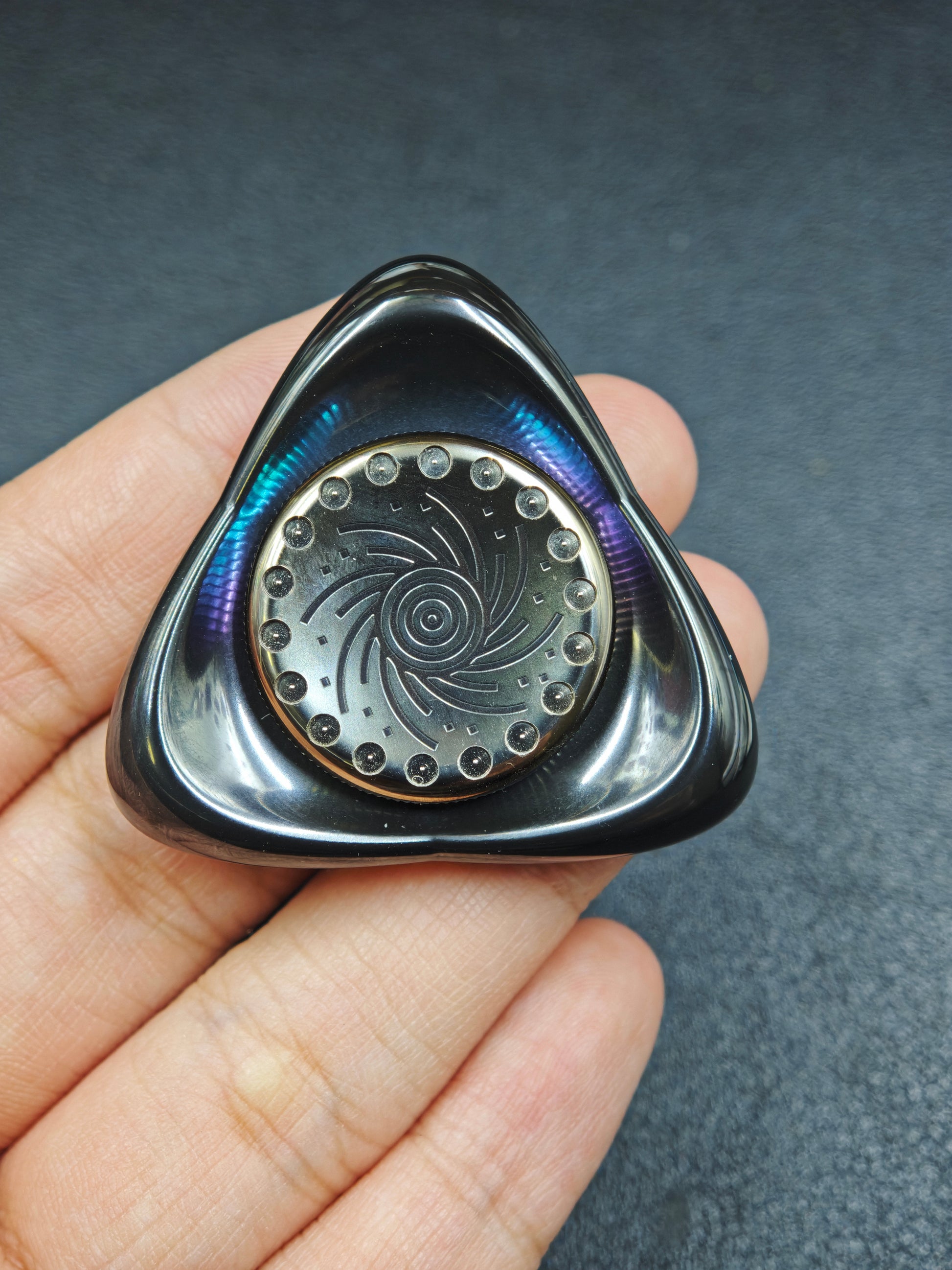 Ddone/dd-one Crossing Titanium Engraved