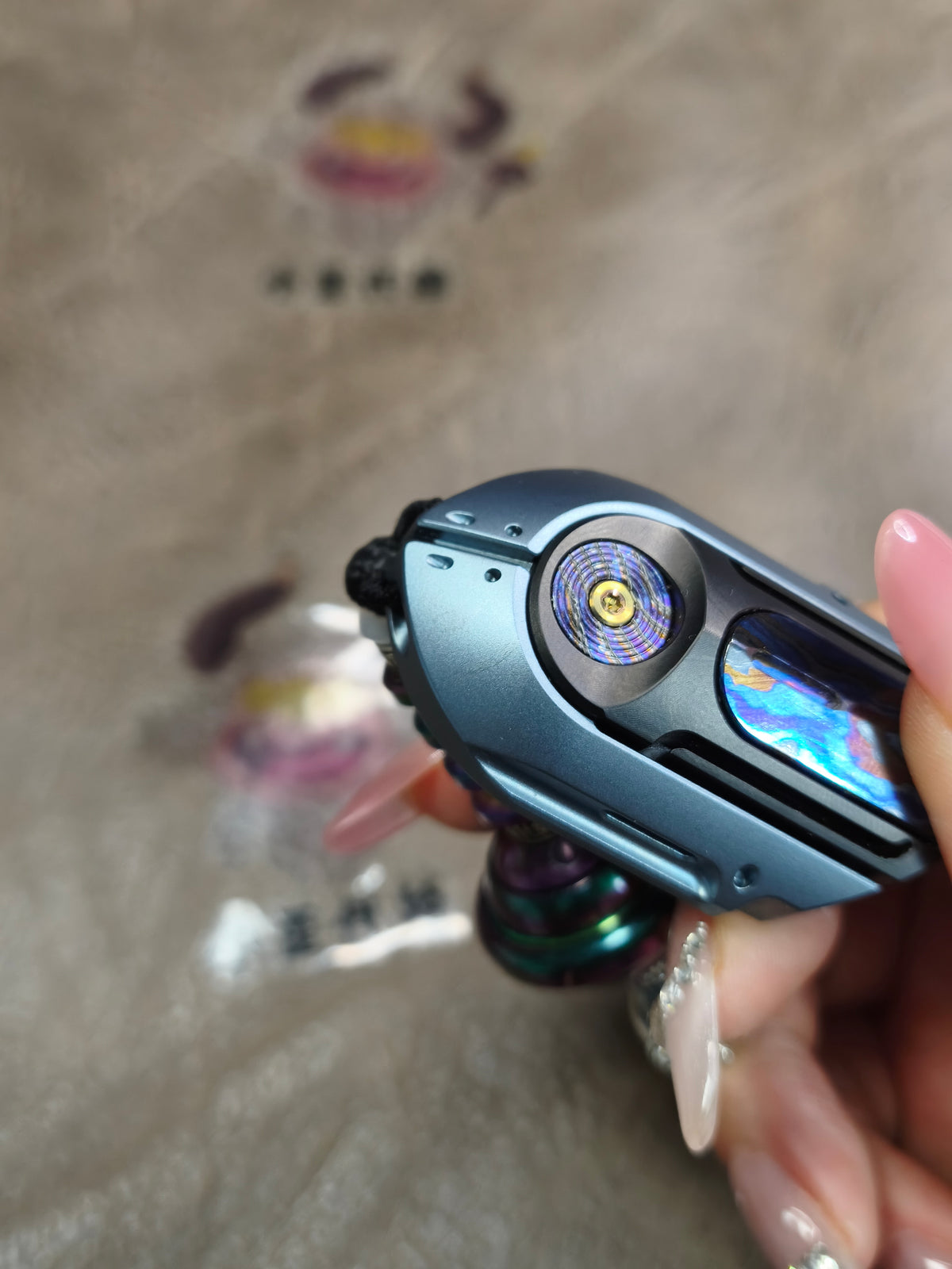 Roche Strike Titanium