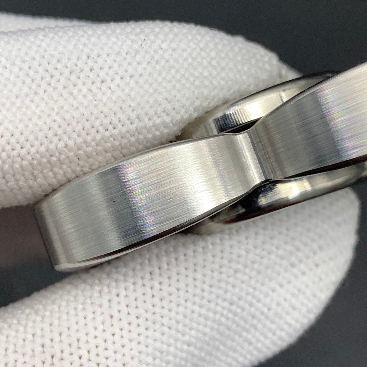 Twin Shadow Stainless Steel