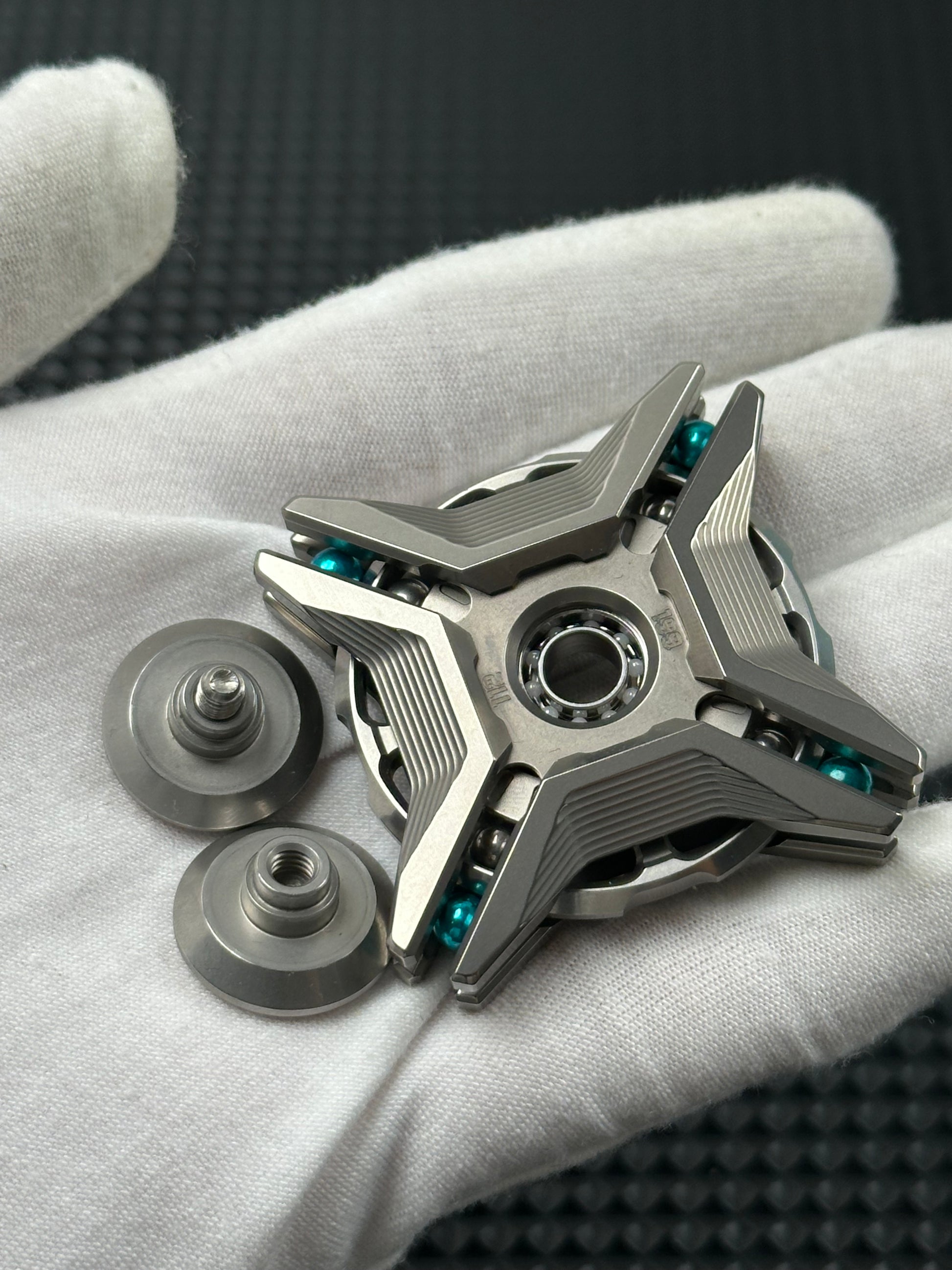 Manzala Titanium