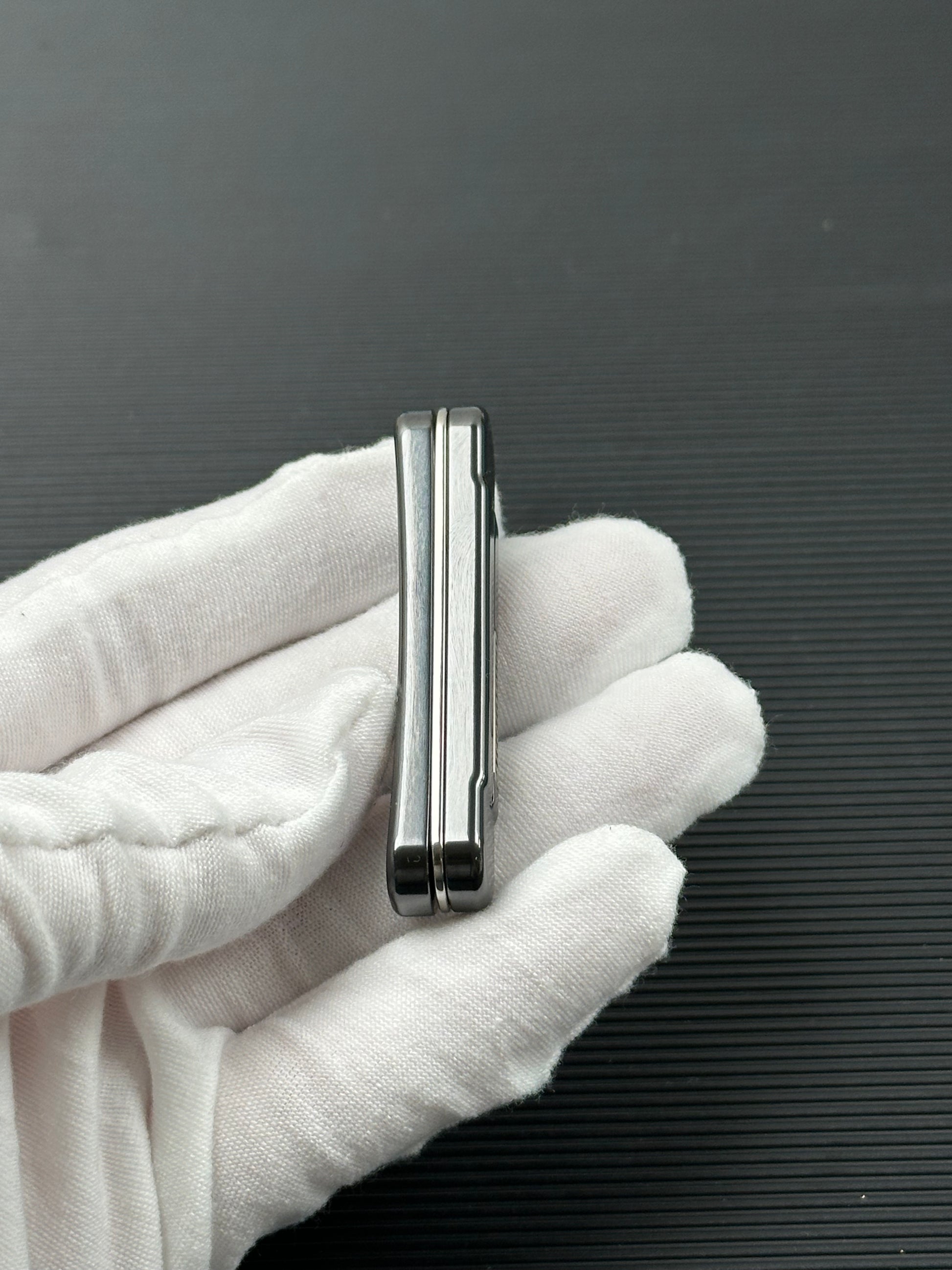 Snake Zirconium