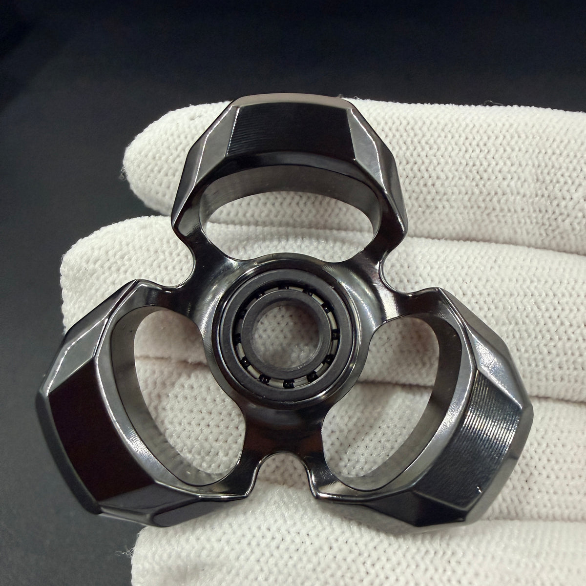 Whisper Duo Zirconium