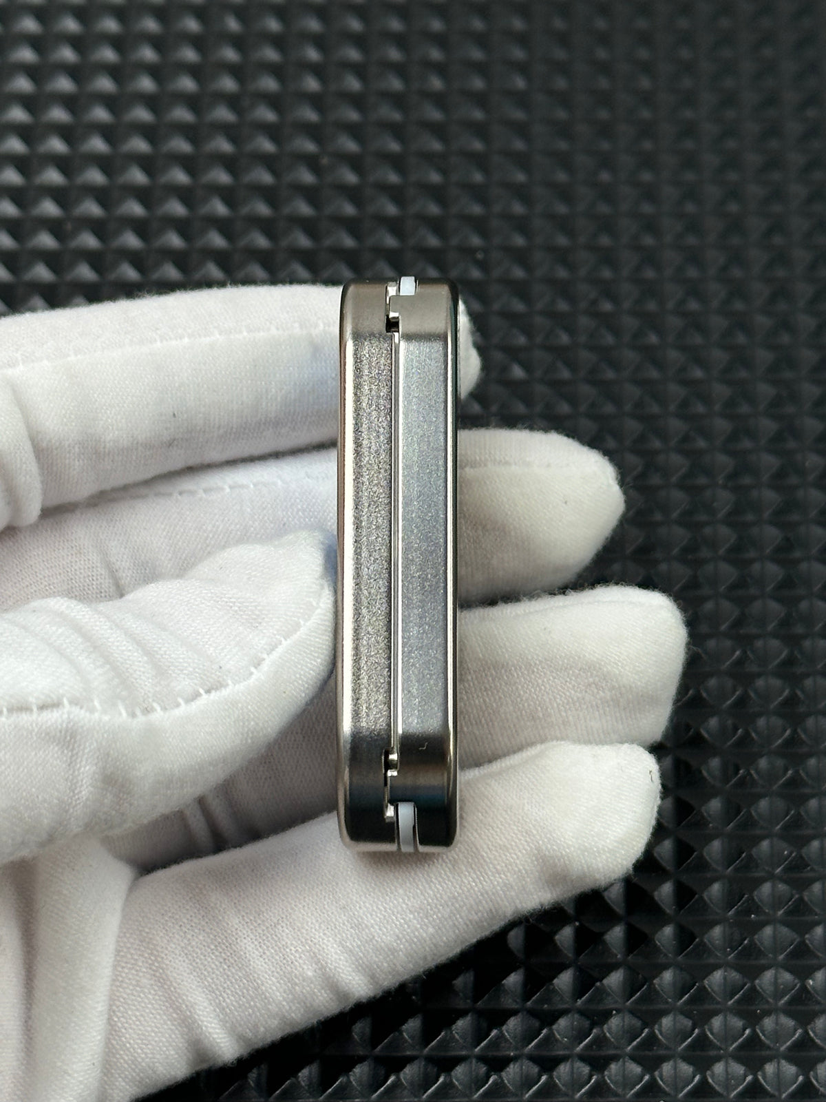 Ming Yin Titanium Stonewashed