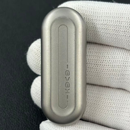 Floating Cloud Titanium
