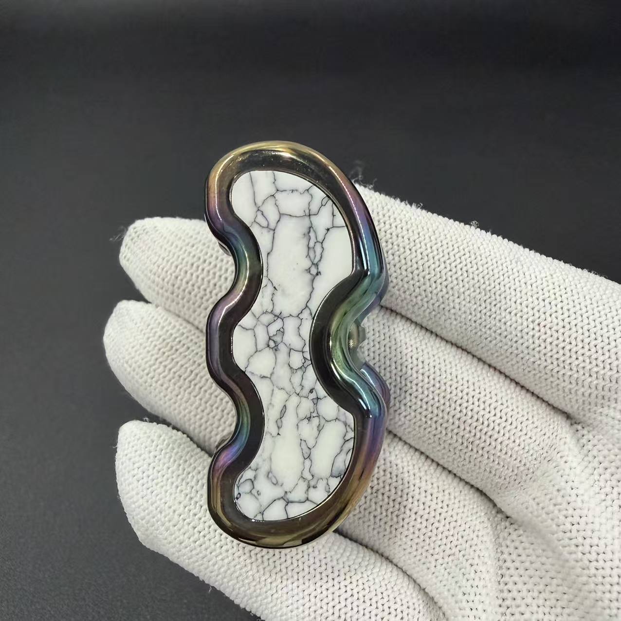Gallop Zirconium Oil Slick