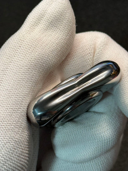 Crossing Stainless Steel