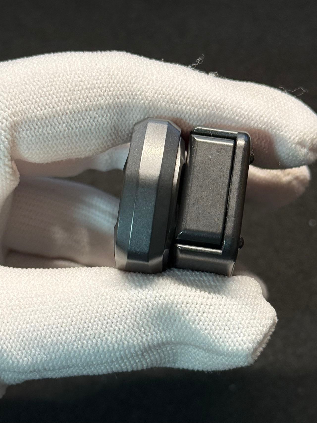 Thousand machines Zirconium