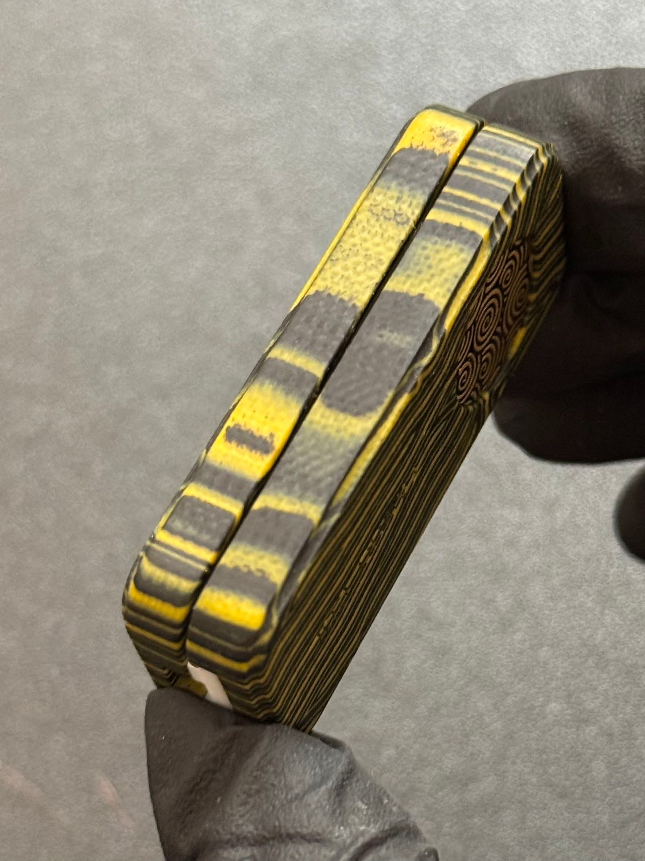 Sugar Cube Damasteel G10