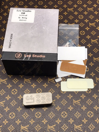 LEE Titanium