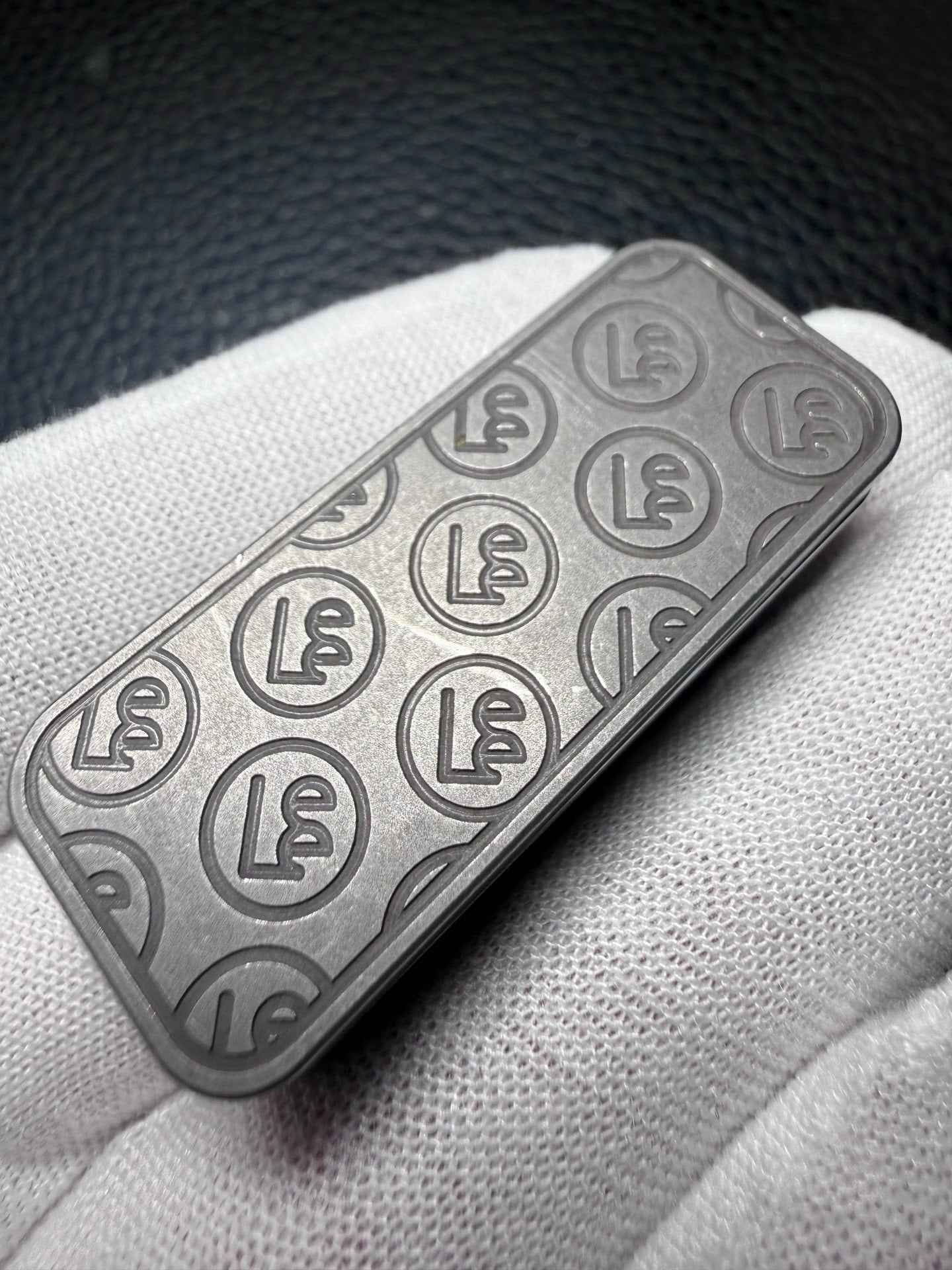 LEE Stainless Steel