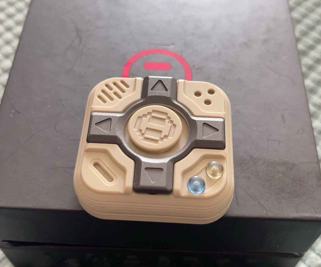 P-CUBE PEEK