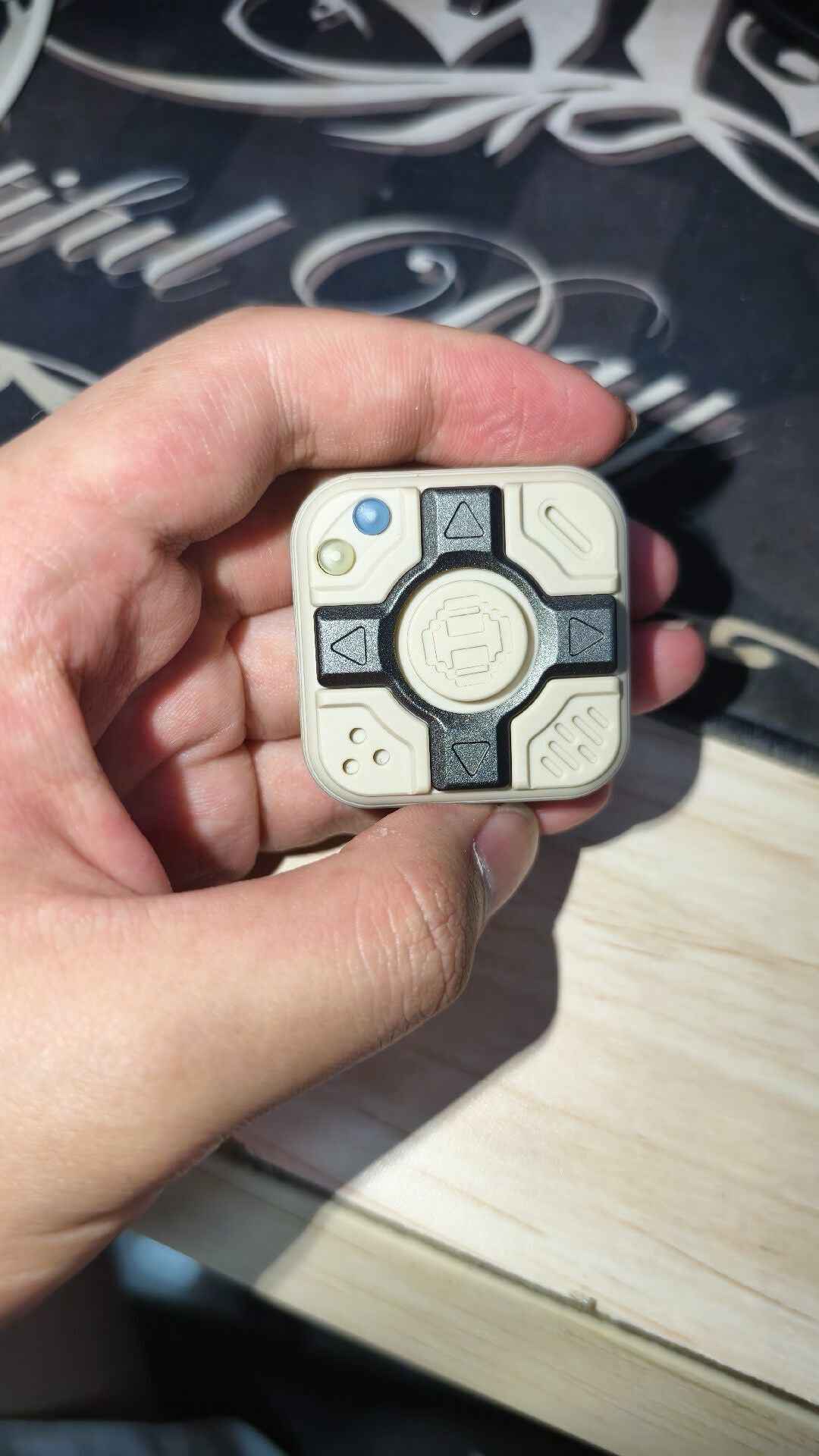 P-CUBE PEEK