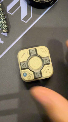 P-CUBE PEEK