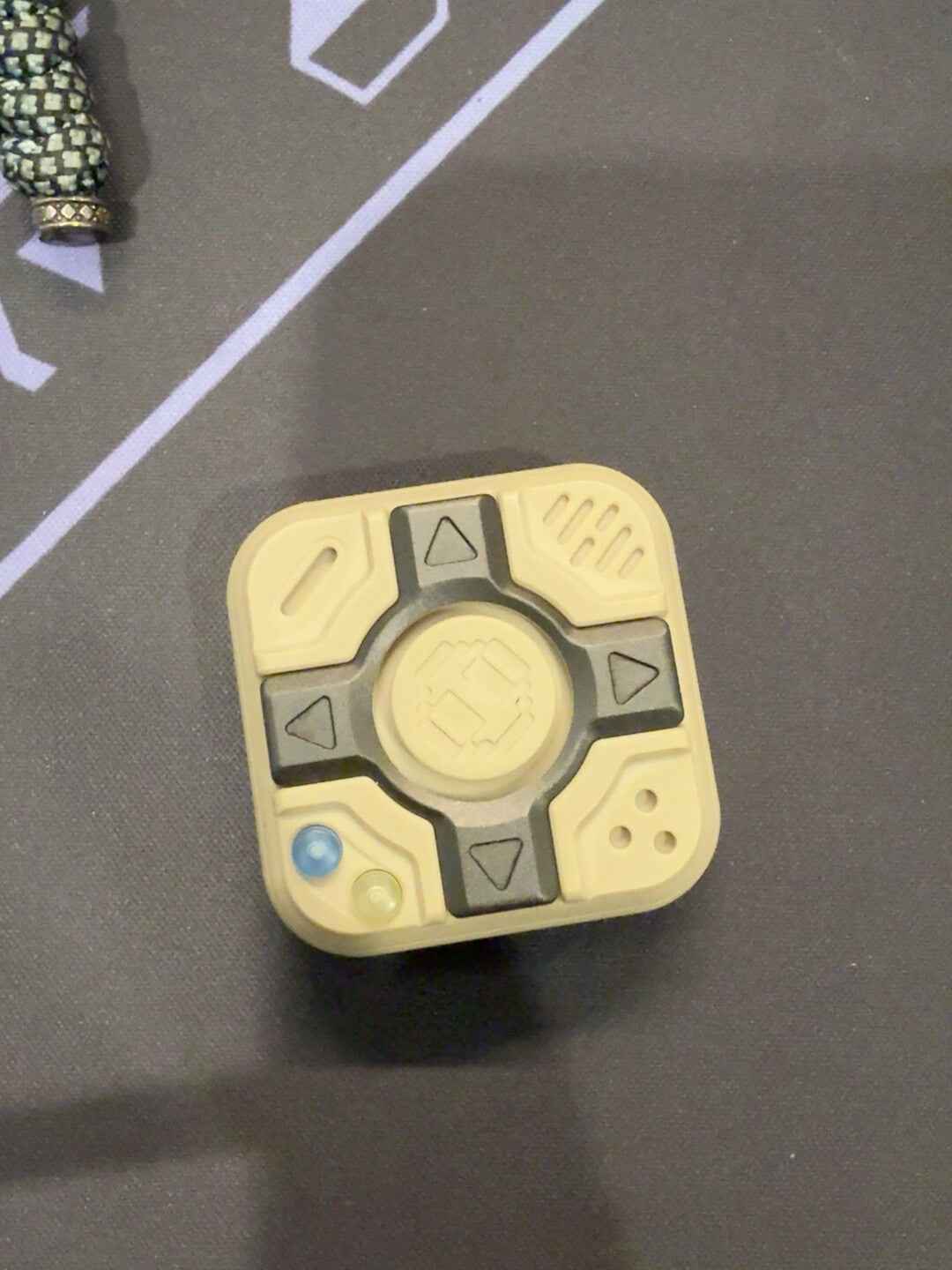 P-CUBE PEEK