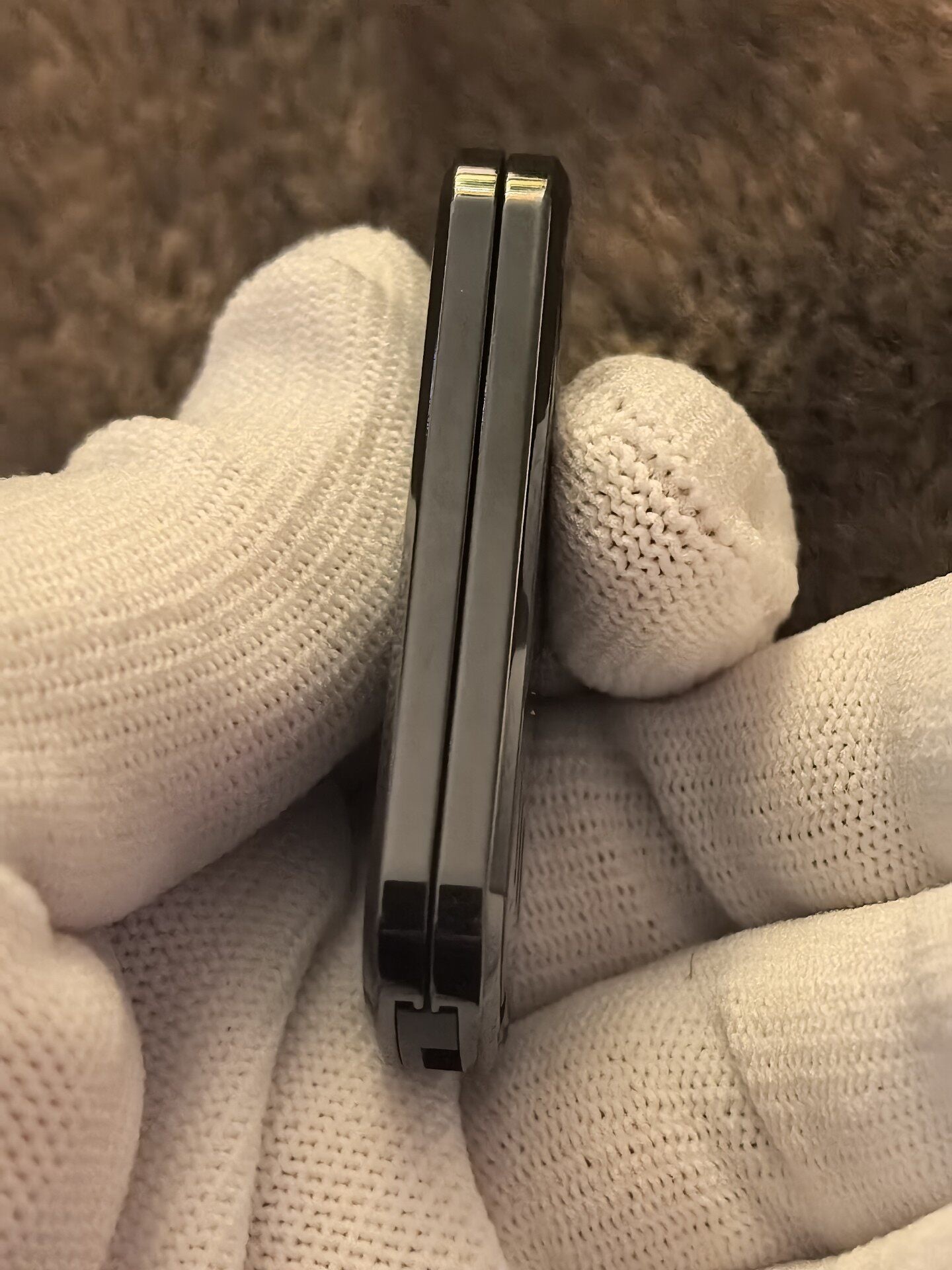 Ji Li Zirconium