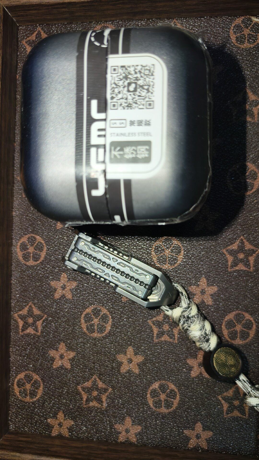 Razor Stainless Steel