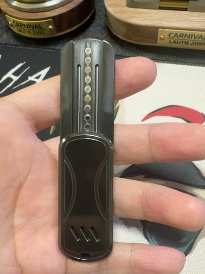 Ji Li, Zirconium