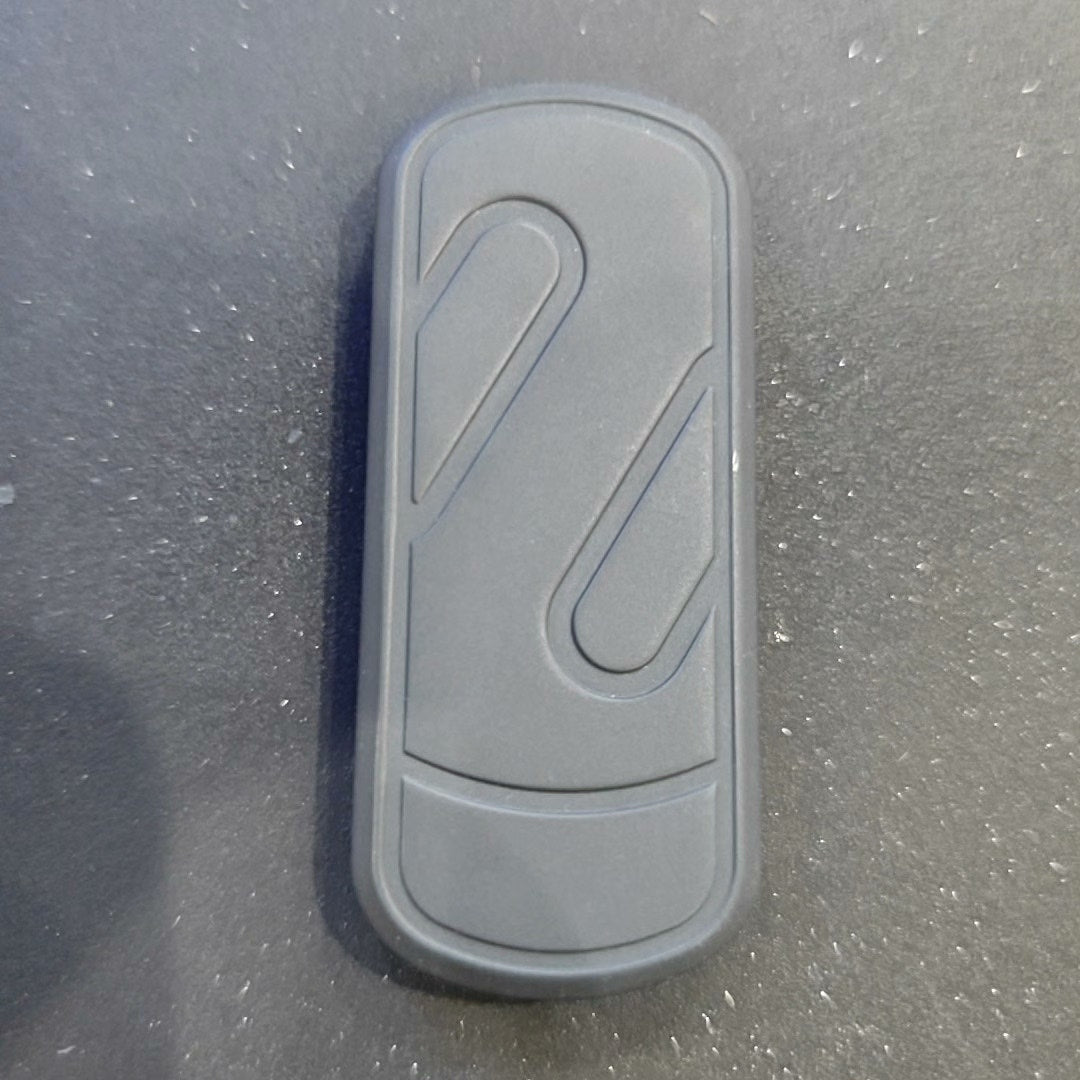 Ji Li Zirconium