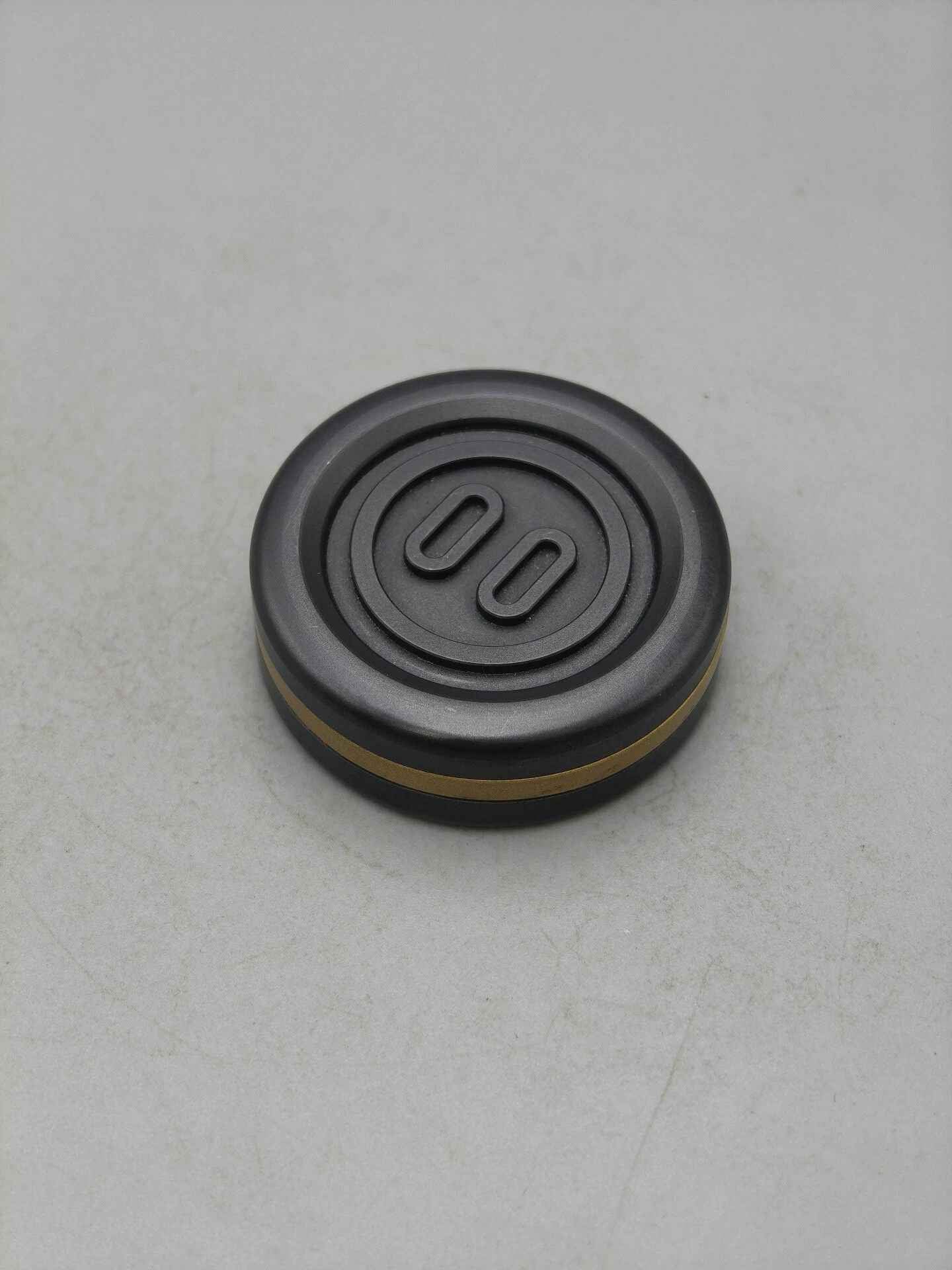 Pig Coin Zirconium