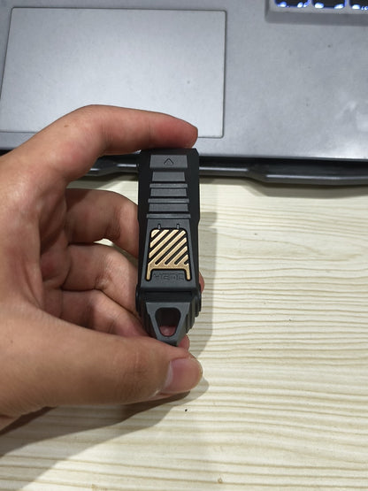 Razor Zirconium