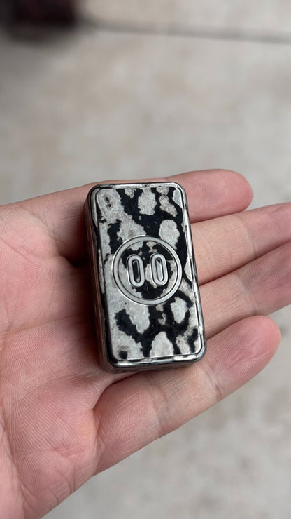 Pig Nose, Zircuti