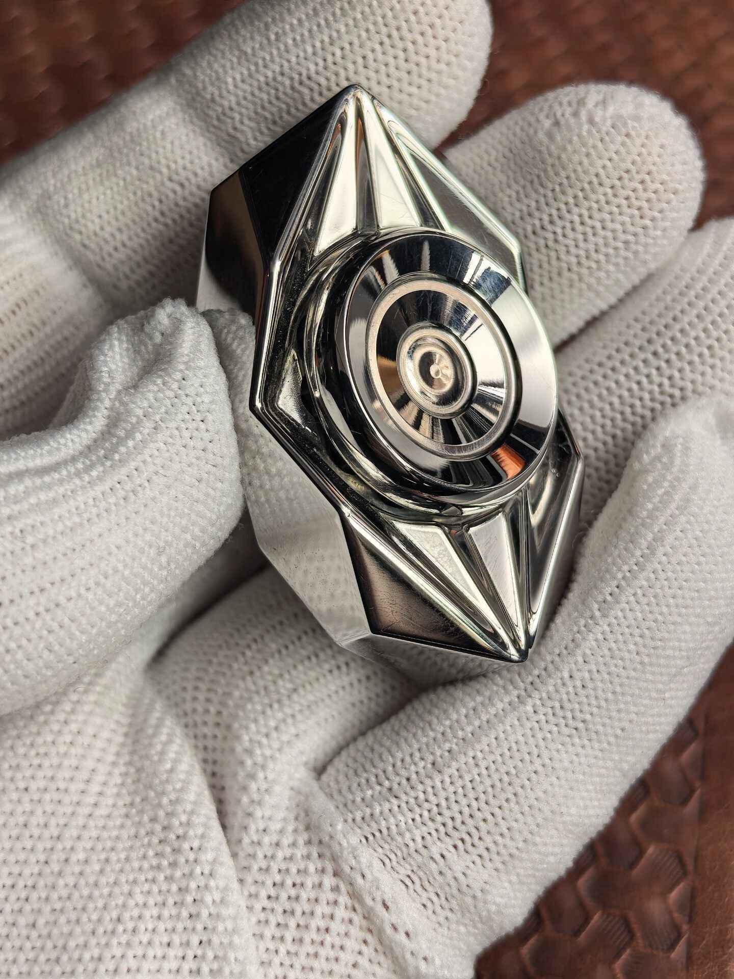 Tri-Leaf Crossbone Stainless Steel