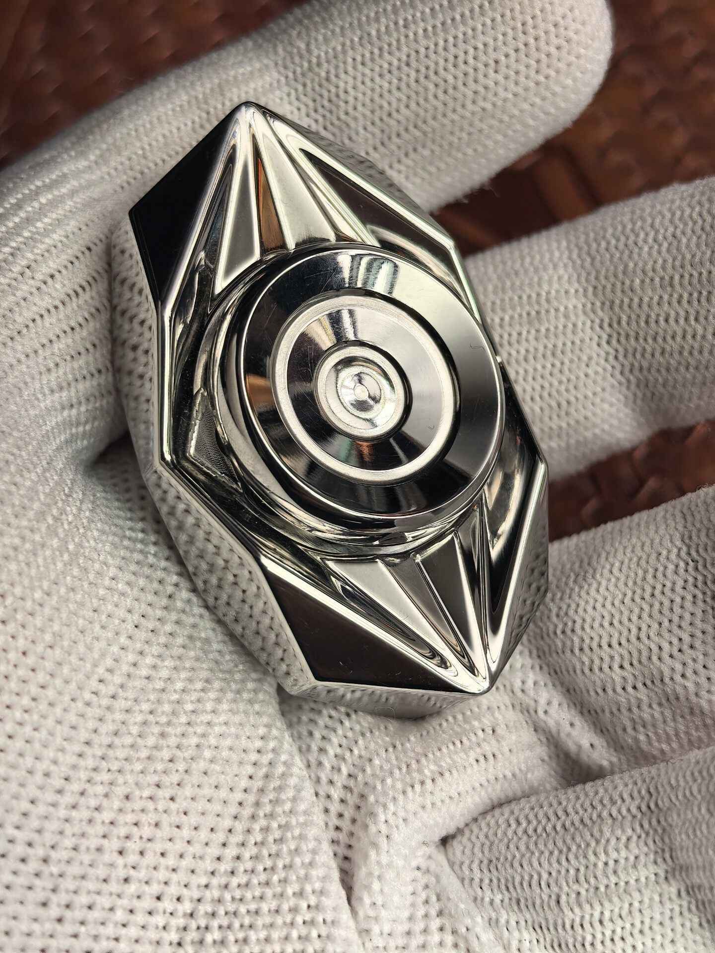 Tri-Leaf Crossbone Stainless Steel
