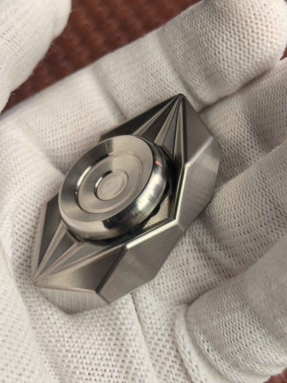 Tri-Leaf Crossbone Titanium