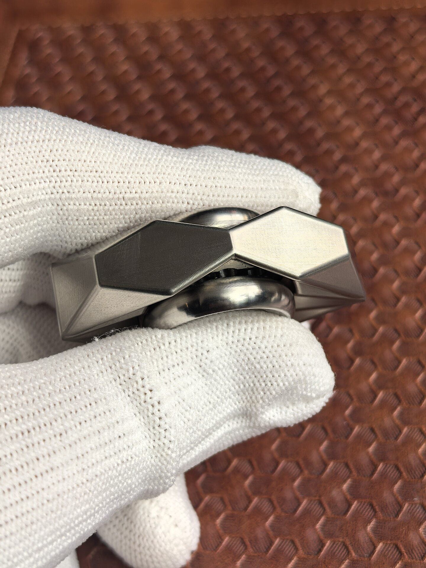 Tri-Leaf Crossbone Titanium