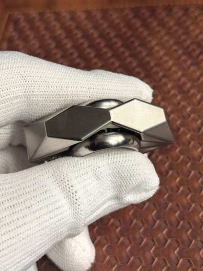 Tri-Leaf Crossbone Titanium