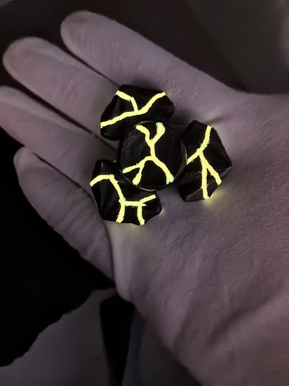 Tri-Leaf Crossbone Zirconium