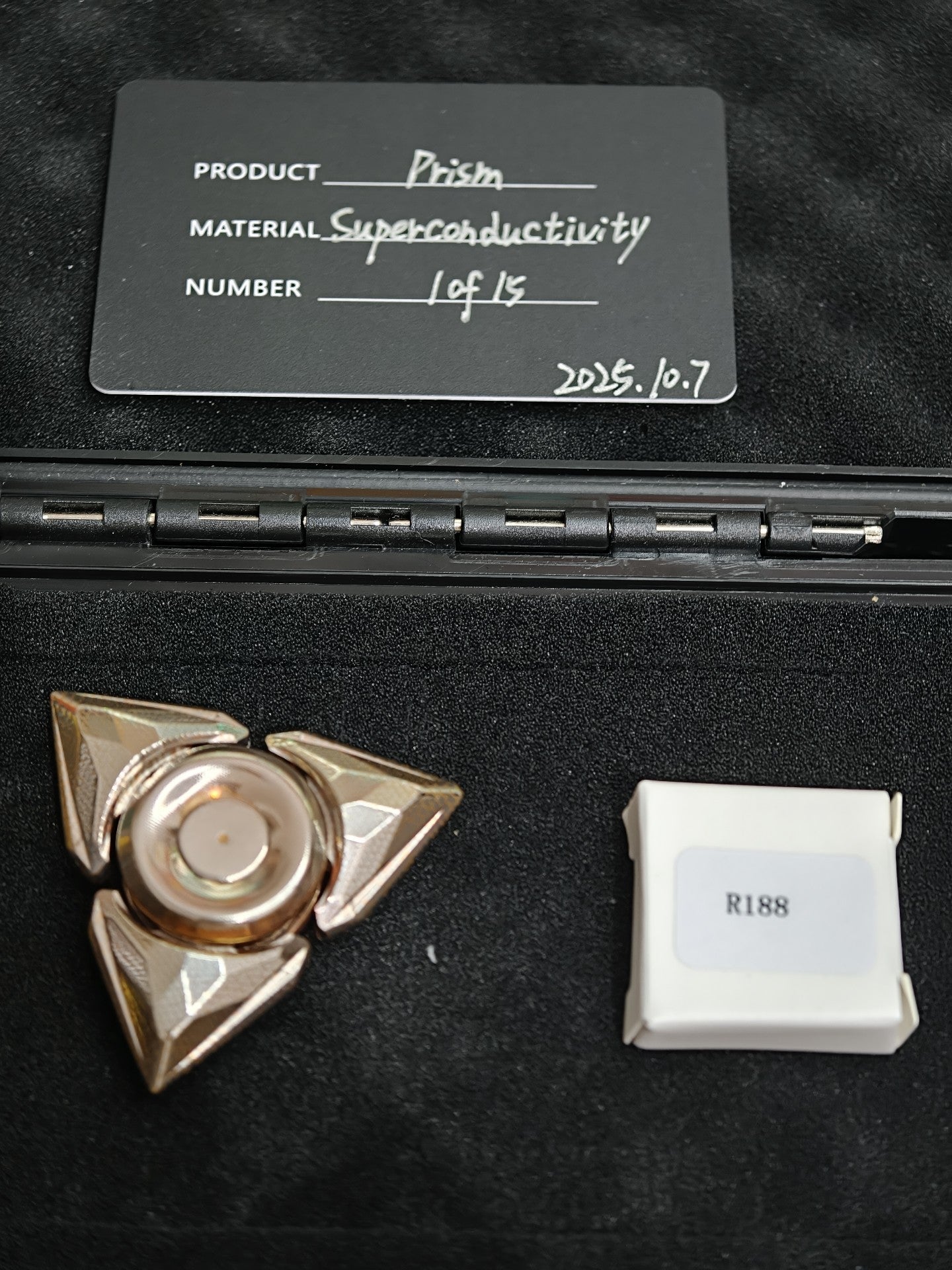 Prism Bearing Cap Superconductor