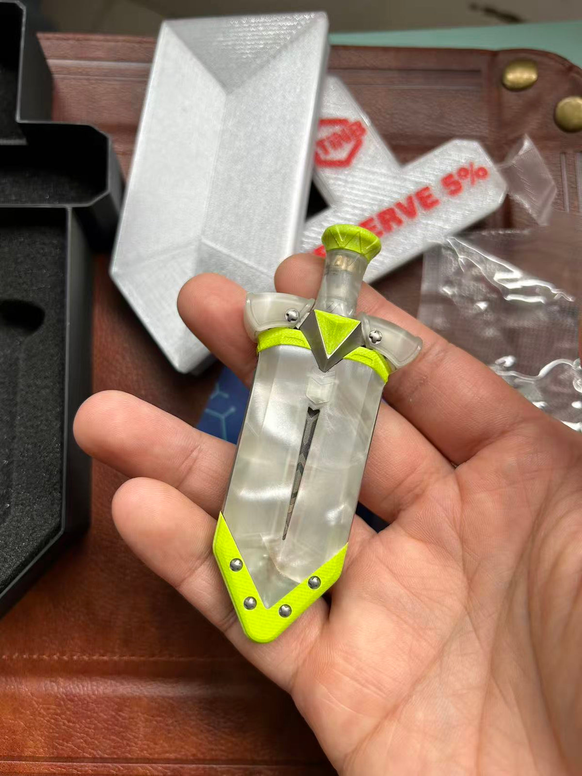 Aroundight G10