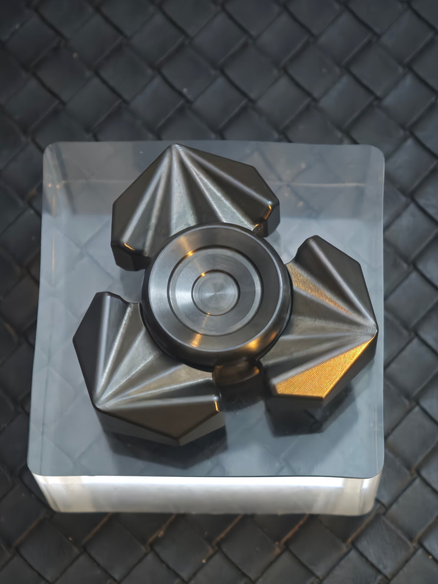 Tri Leaf Crossbone Zirconium