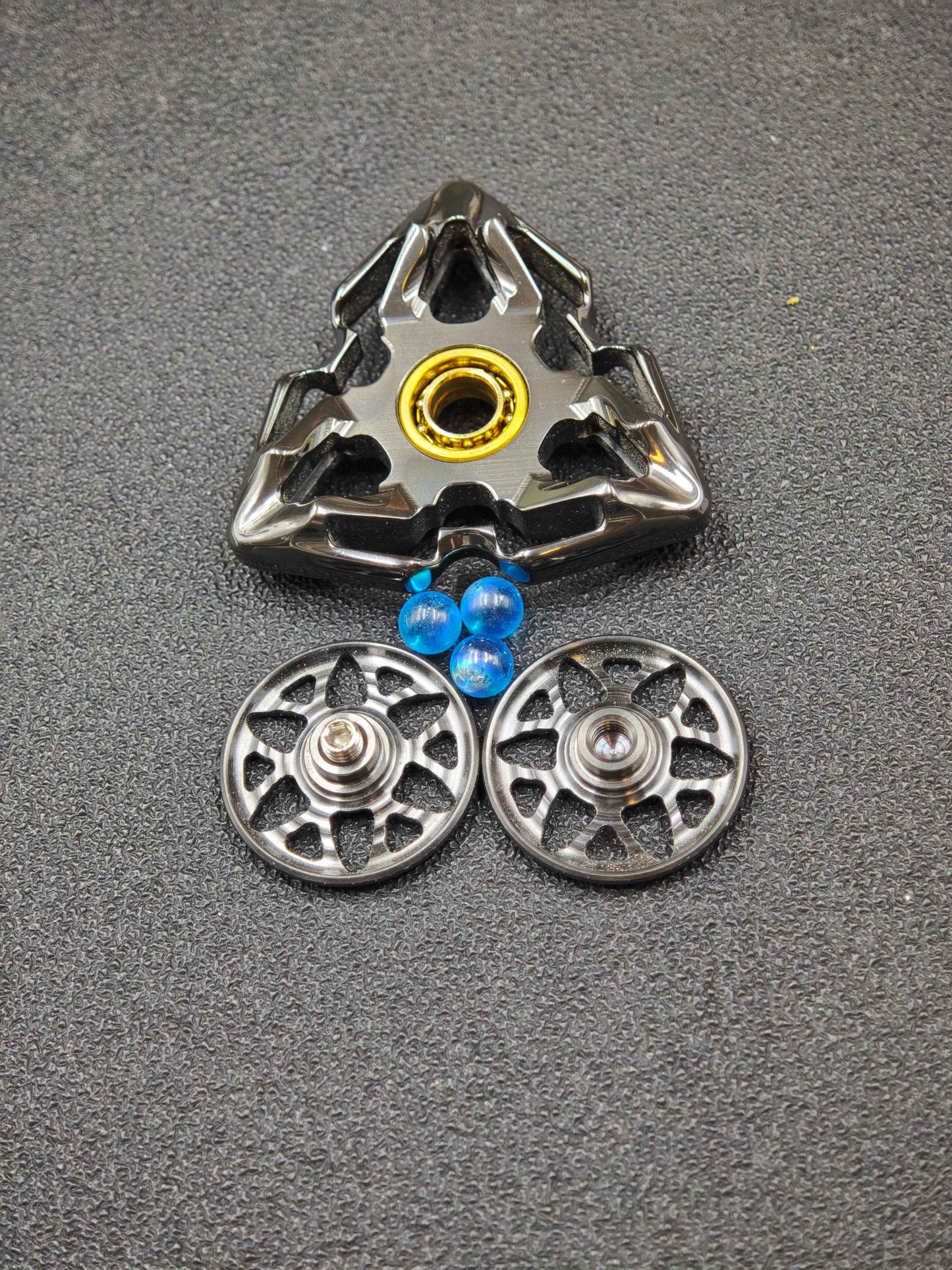 Lingfeng Zirconium