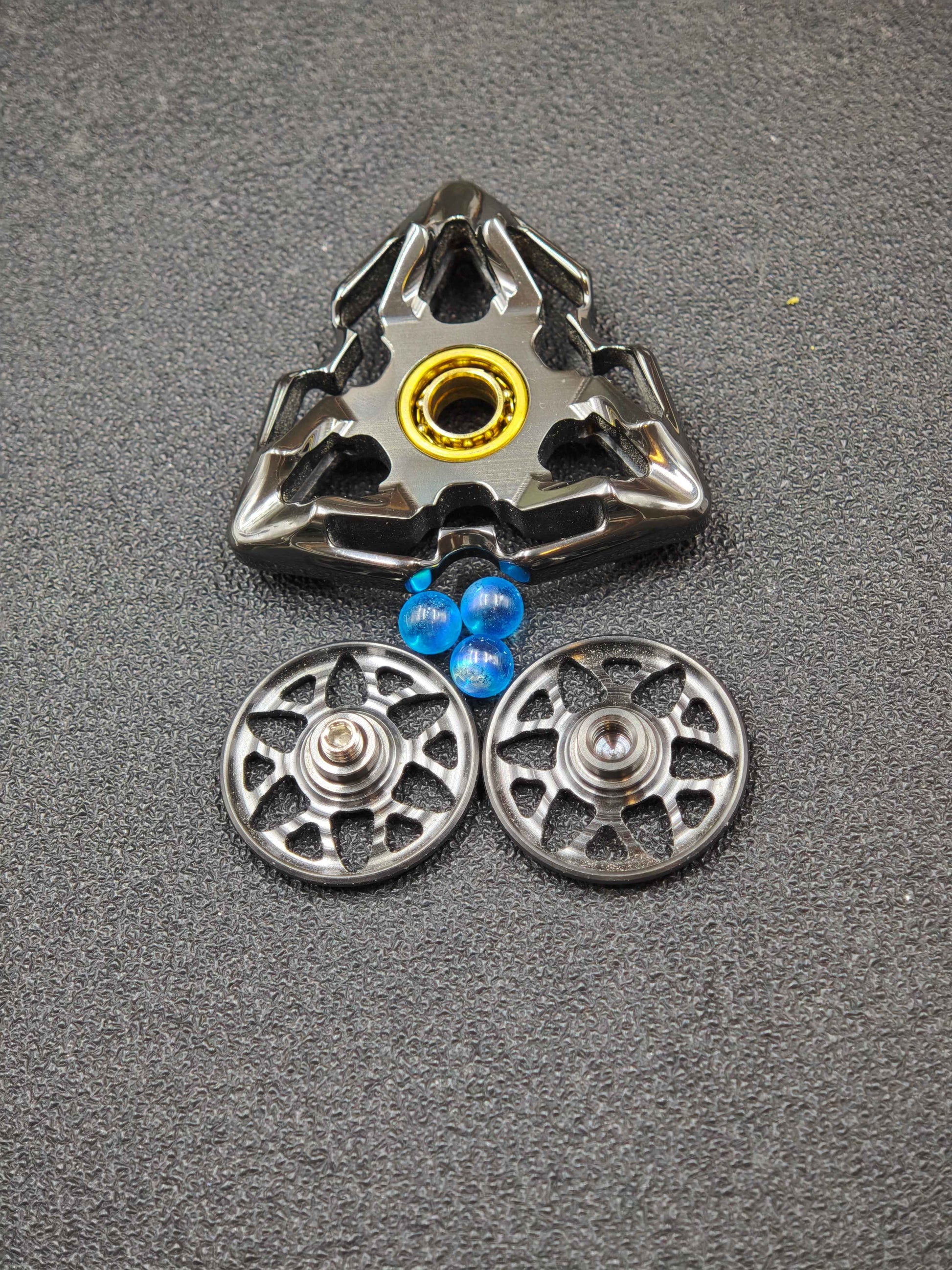 Lingfeng Zirconium