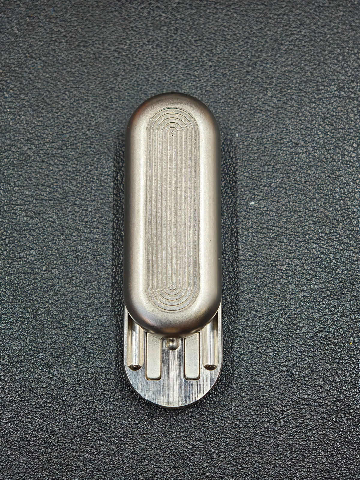 Floating Cloud Stainless Steel