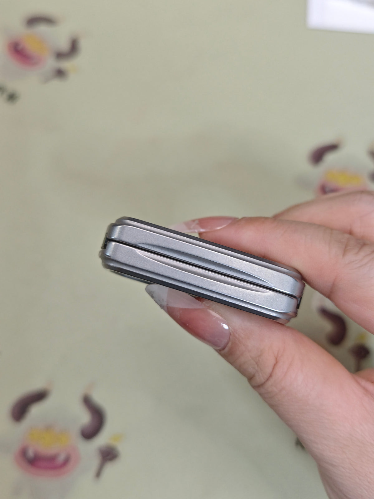 Wormhole Stainless Steel