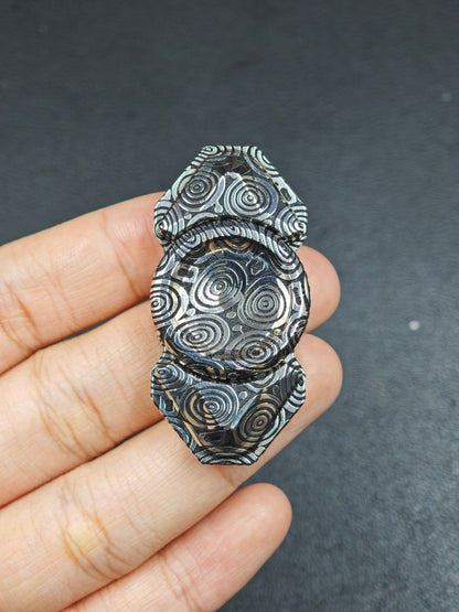 Tri Leaf Vida Stainless Steel